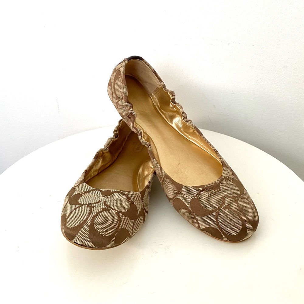 Coach Aly Signature C Logo Khaki Ballet Flats Size 7 - Picture 2 of 11